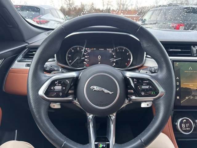 Used 2023 Jaguar F-PACE R-Dynamic S image 9