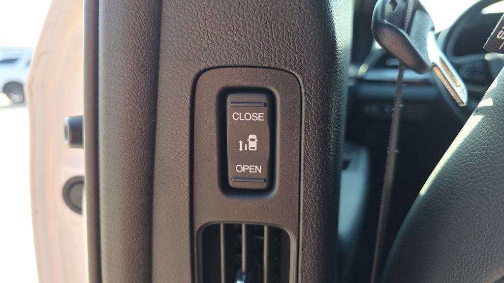 Certified 2025 Honda Odyssey Sport-L image 28