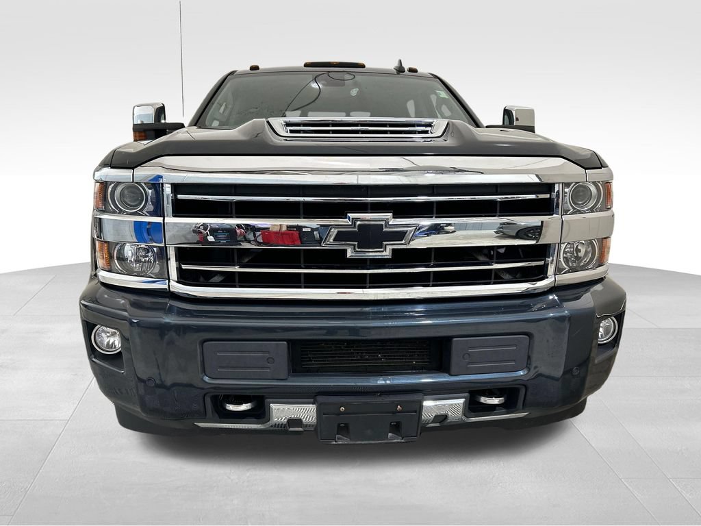 Used 2019 Chevrolet Silverado 3500 High Country w/ Duramax Plus Package AWD/4WD image 10