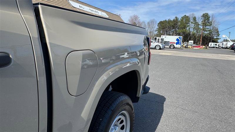 Used 2023 Chevrolet Colorado W/T RWD image 14