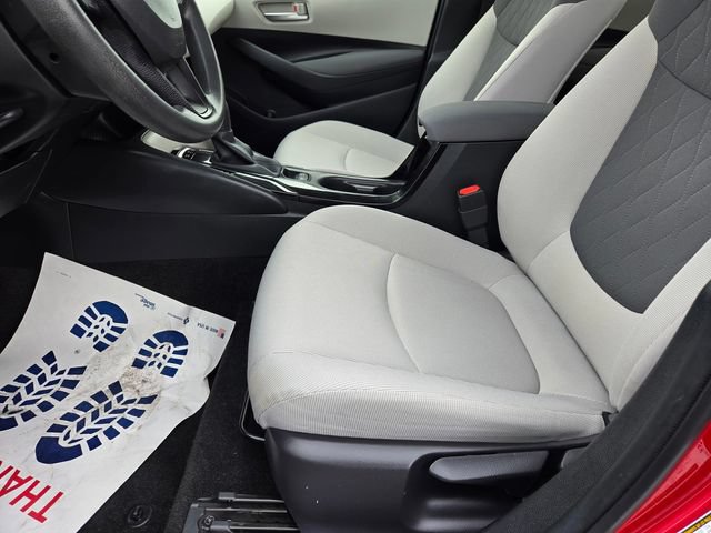 Used 2021 Toyota Corolla LE w/ Carpet Mat Package (TMS) FWD image 27