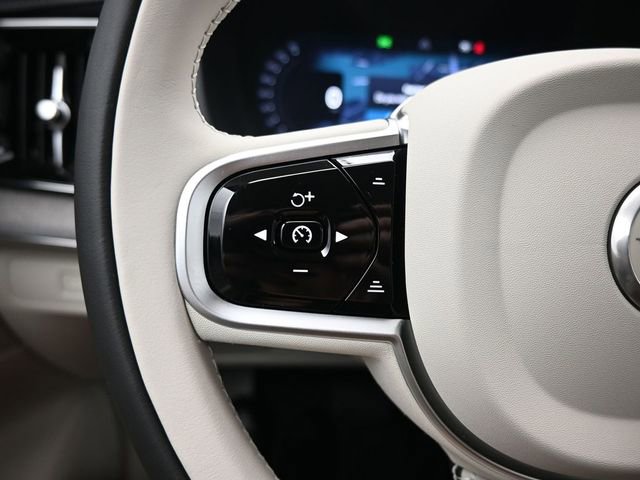 New 2026 Volvo XC90 B6 Ultra w/ Protection Package image 26