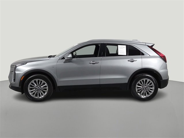 Certified 2024 Cadillac XT4 Premium Luxury image 2
