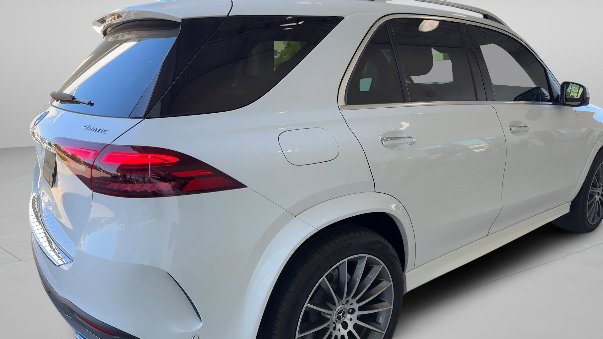 Certified 2024 Mercedes-Benz GLE 450 4MATIC image 48