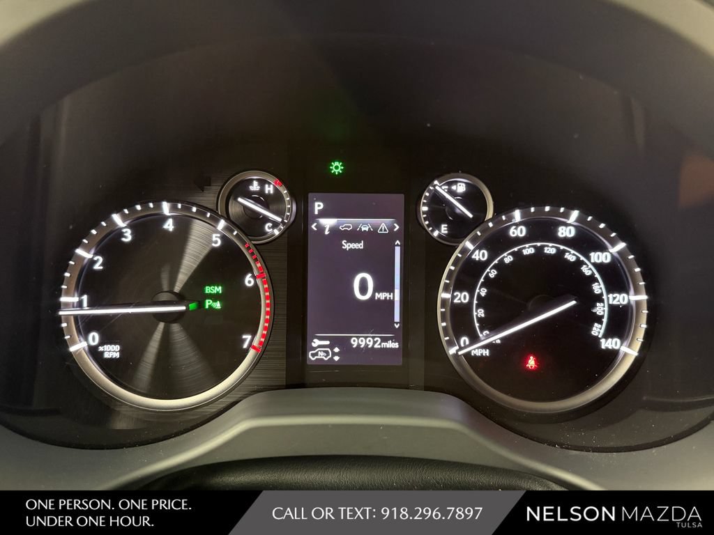 Used 2020 Lexus GX 460 Luxury w/ Luxury Sport Package AWD/4WD image 27