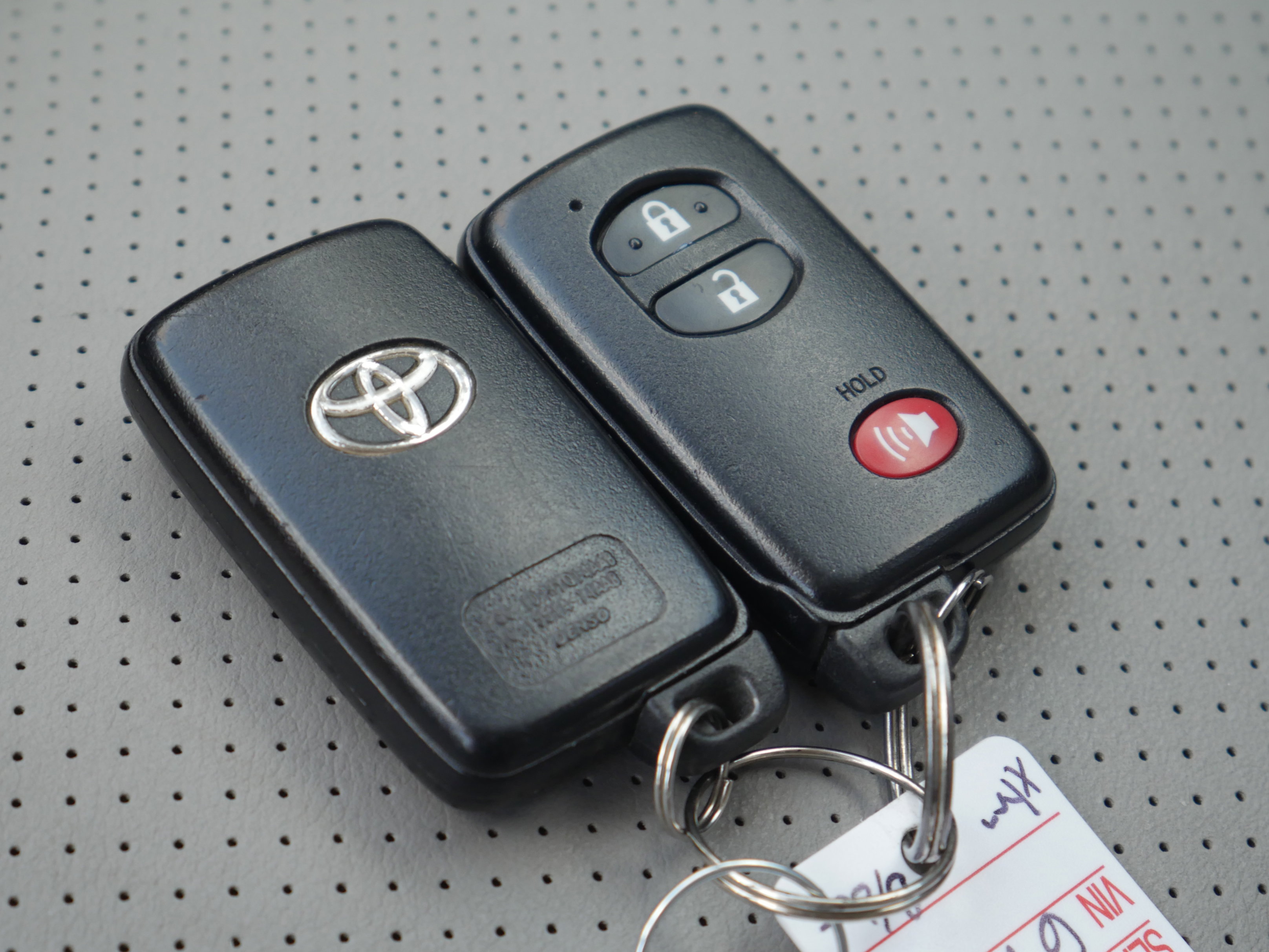 Used 2009 Toyota RAV4 Limited AWD/4WD image 35