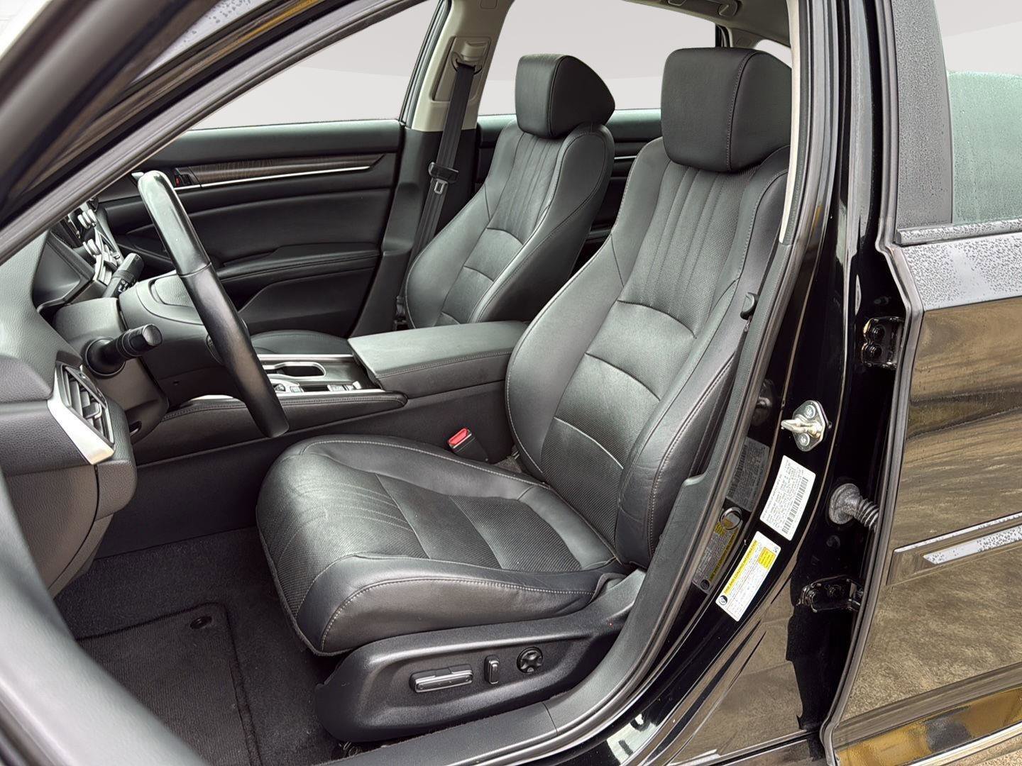 Used 2019 Honda Accord EX-L image 10