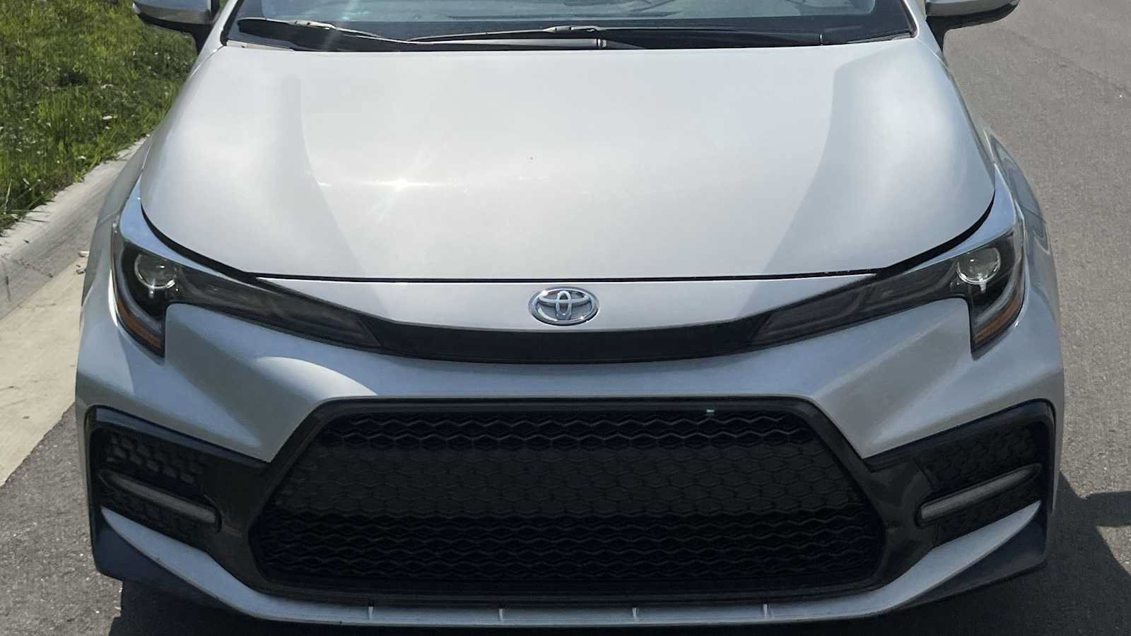 Used 2021 Toyota Corolla XSE w/ Carpet Mat Package (TMS) FWD image 21