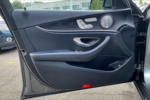 Used 2017 Mercedes-Benz E 300 4MATIC image 18