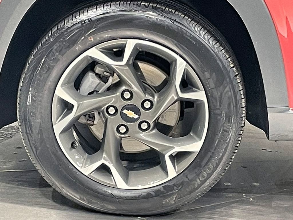 Used 2024 Chevrolet Trax LT w/ Driver Confidence Package image 35