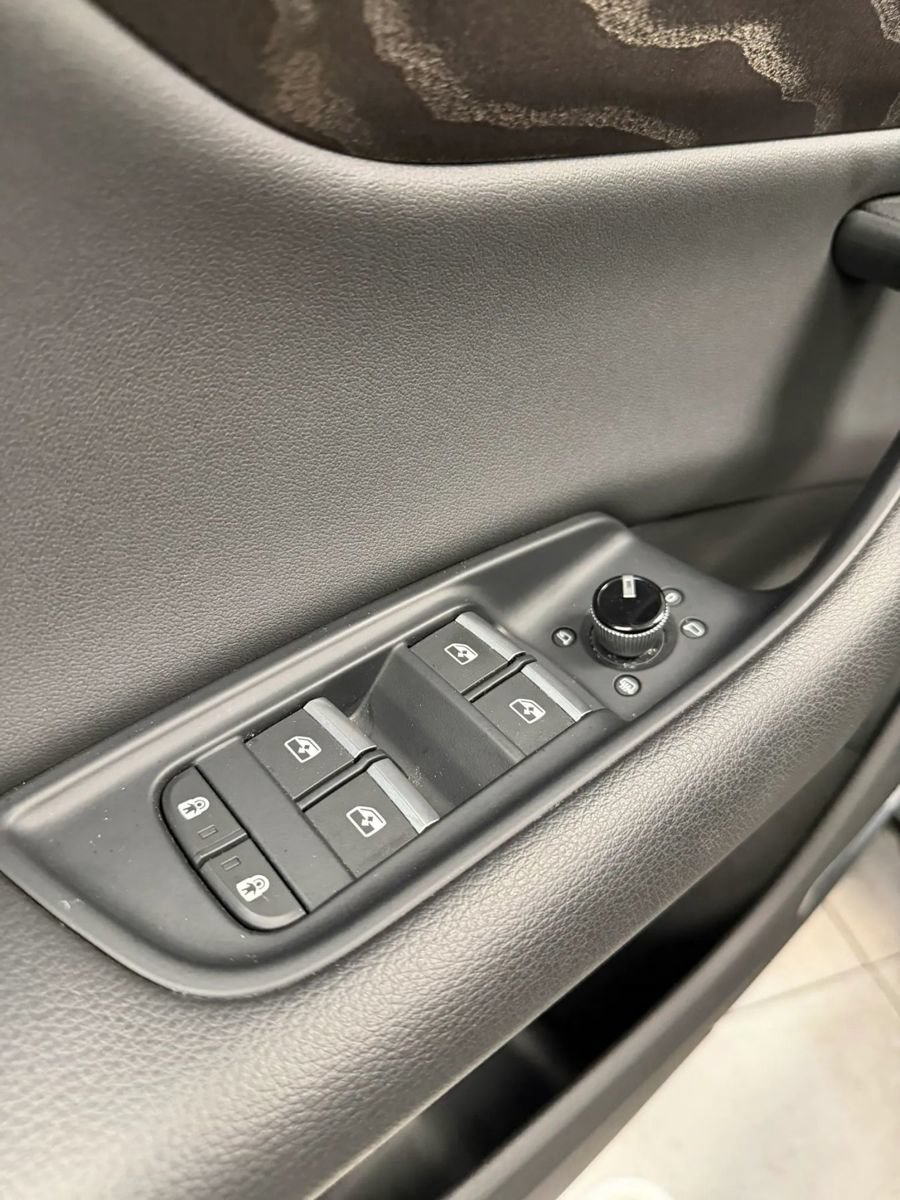 Used 2022 Audi Q8 Premium Plus w/ Premium Plus Package AWD/4WD image 20