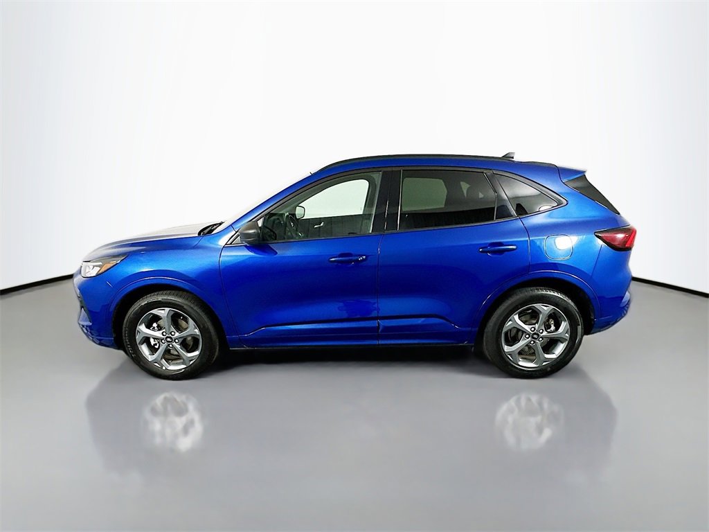 Used 2023 Ford Escape ST-Line image 8