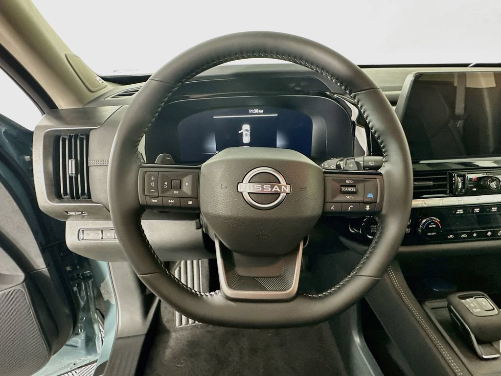 New 2026 Nissan Pathfinder Platinum AWD/4WD image 16
