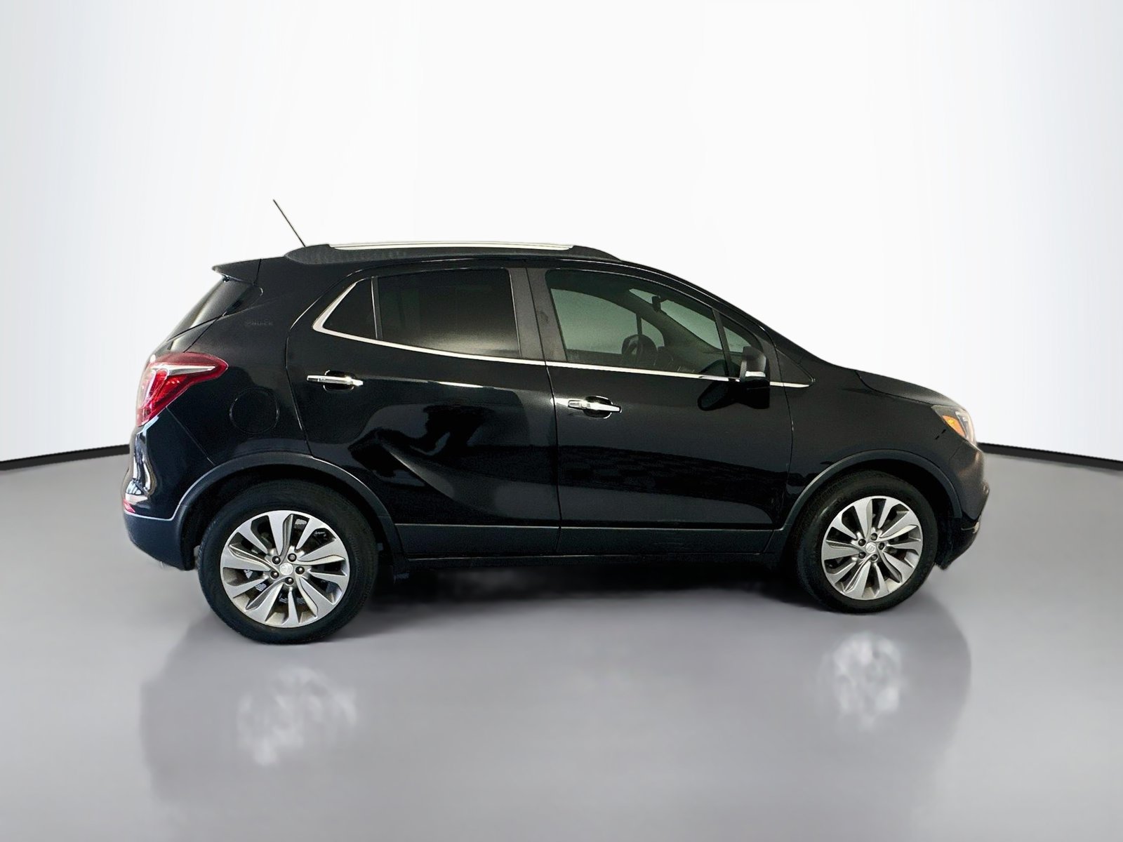 Used 2019 Buick Encore Preferred w/ Safety Package FWD image 8
