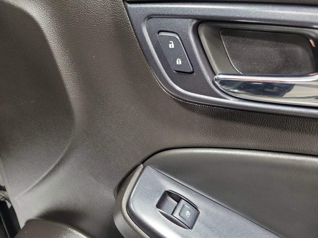 Used 2015 Chevrolet Tahoe LT image 24