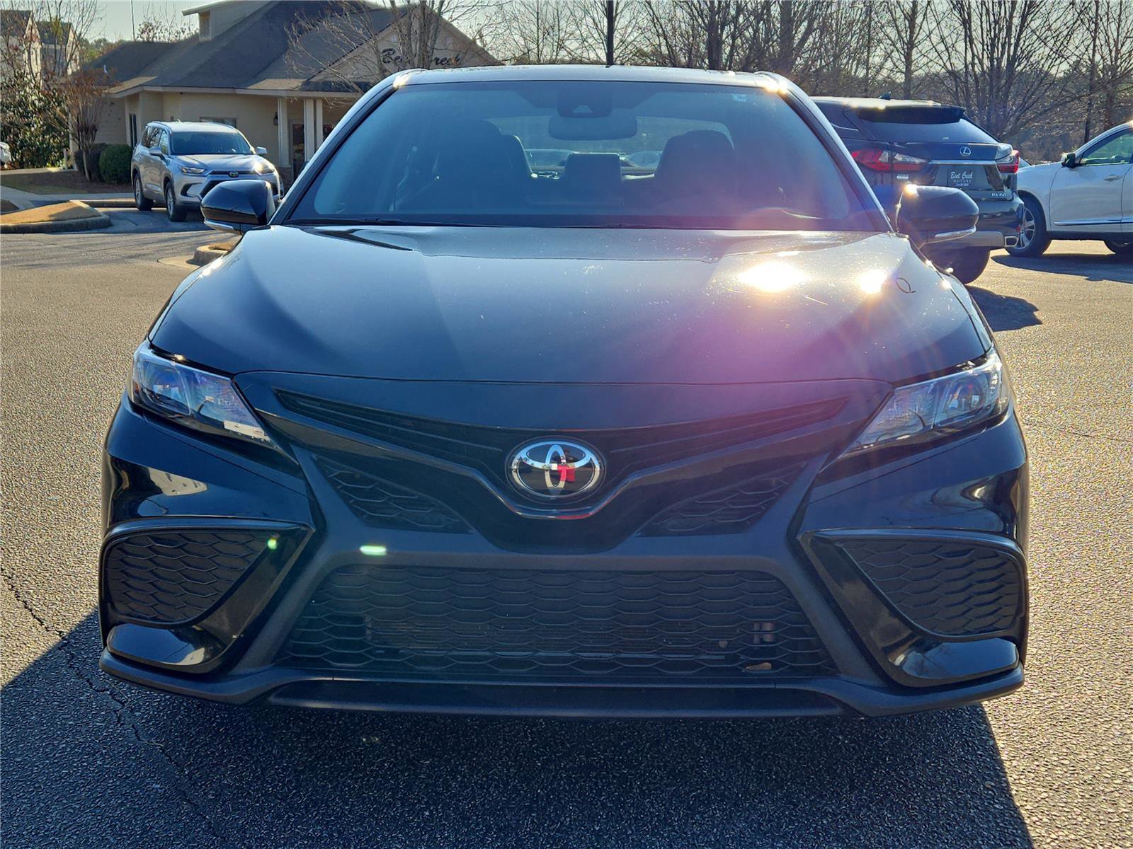 Used 2024 Toyota Camry SE w/ Cold Weather Package image 2