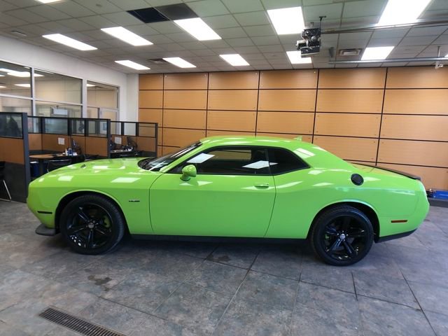 Used 2015 Dodge Challenger R/T w/ Quick Order Package 22B R/T image 4