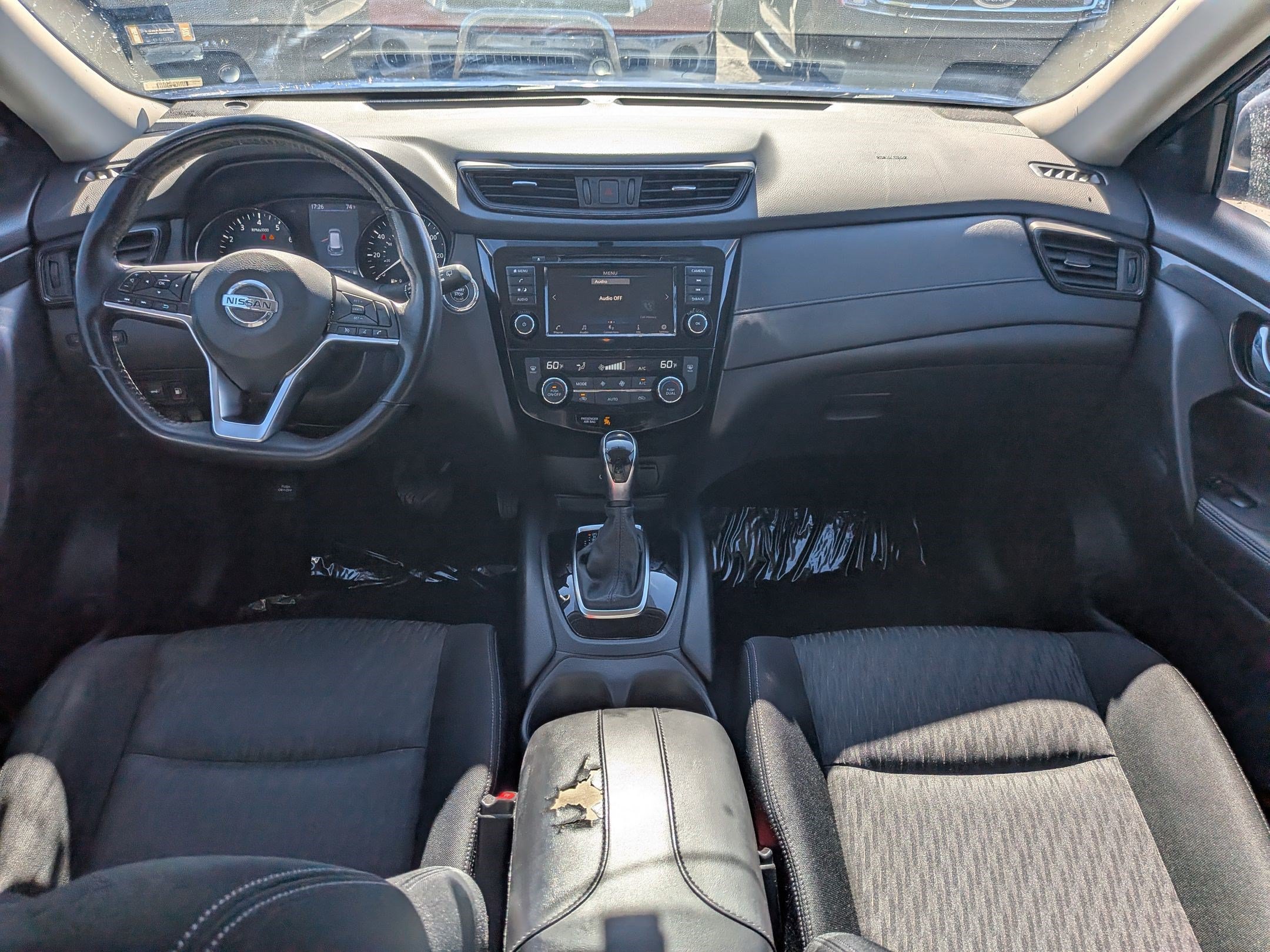 Used 2018 Nissan Rogue SV AWD/4WD image 28