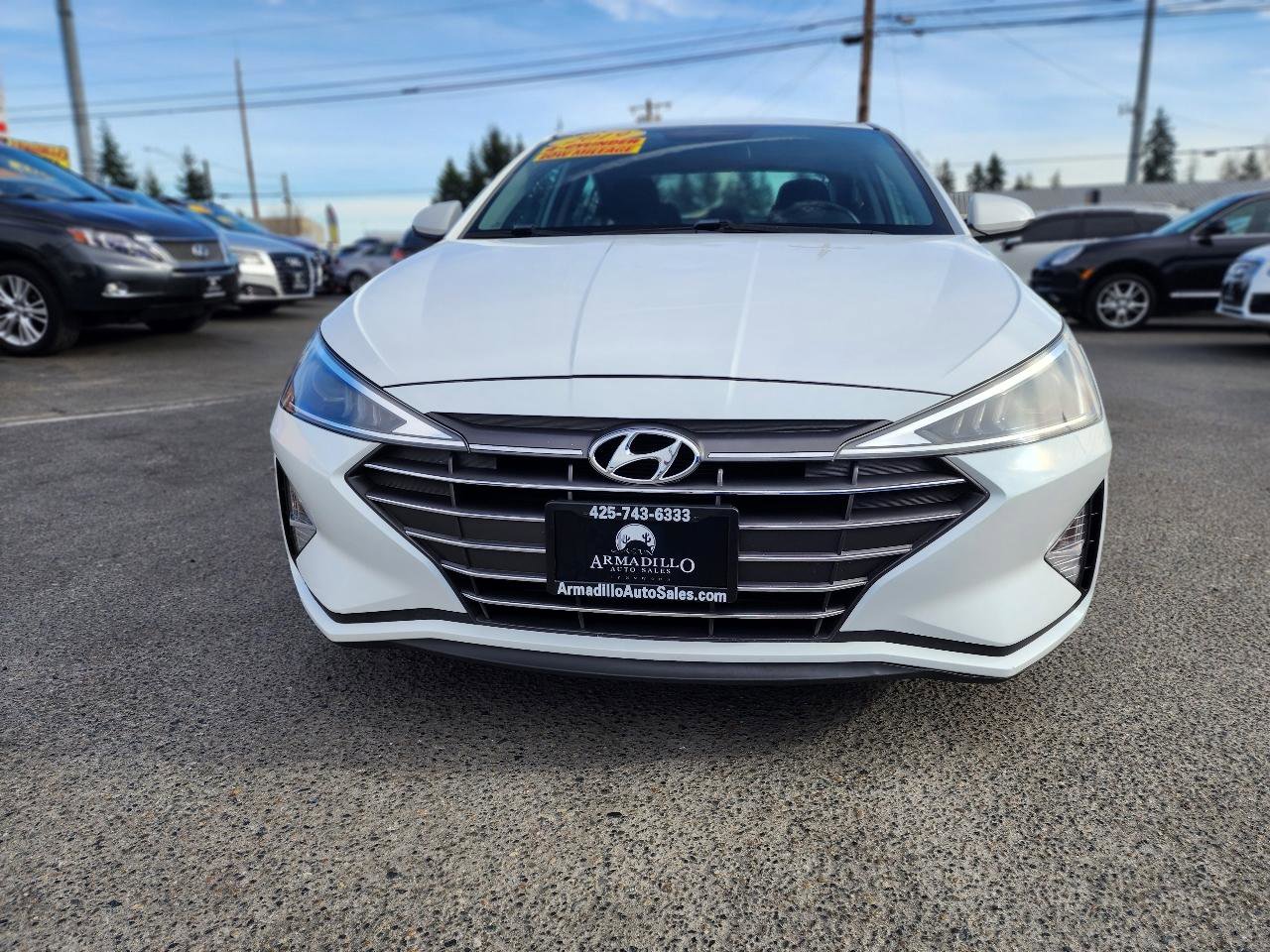 Used 2019 Hyundai Elantra SE w/ Cargo Package image 2