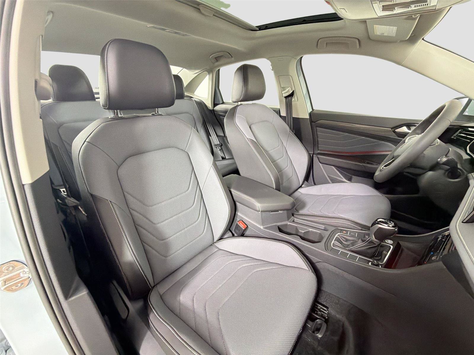New 2026 Volkswagen Jetta SEL FWD image 25