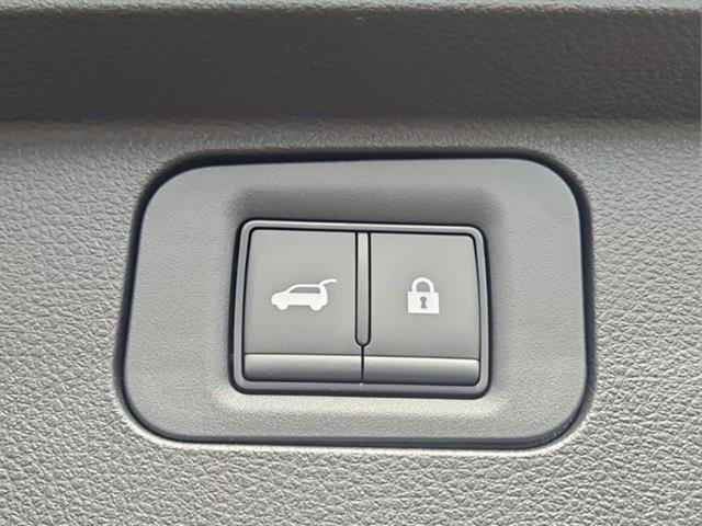 New 2025 Nissan Armada SL w/ Captain's Chari Seat Package image 46