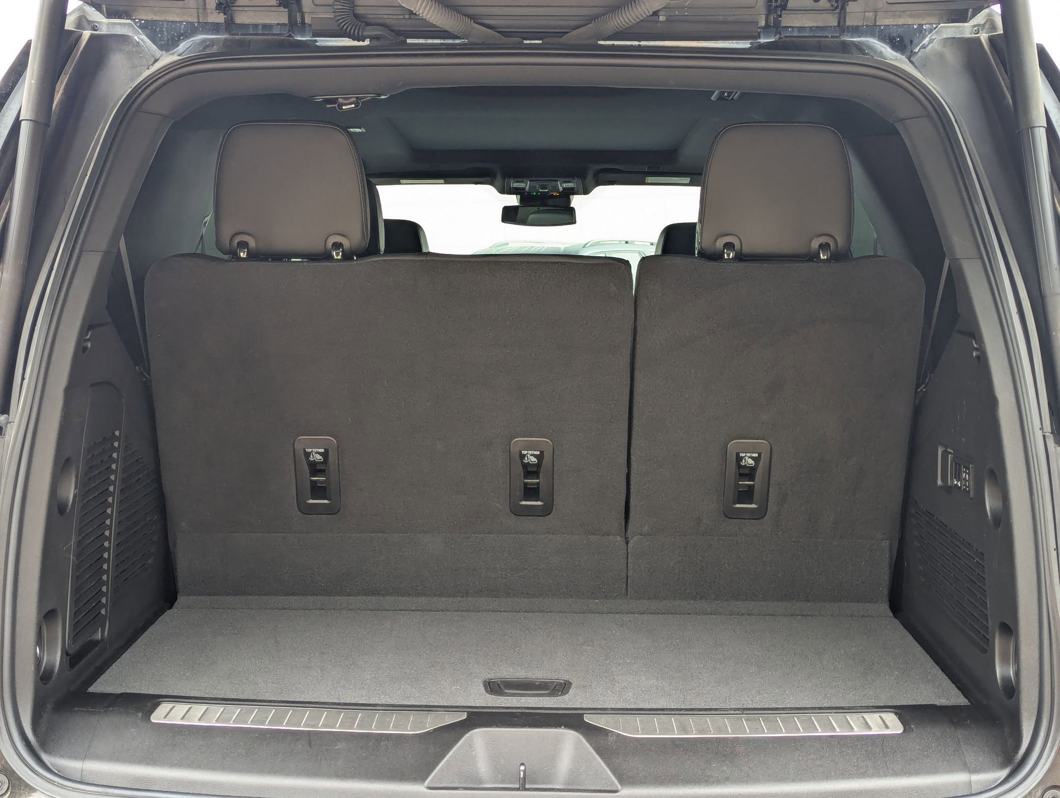 Used 2023 Chevrolet Tahoe Z71 w/ Luxury Package image 25