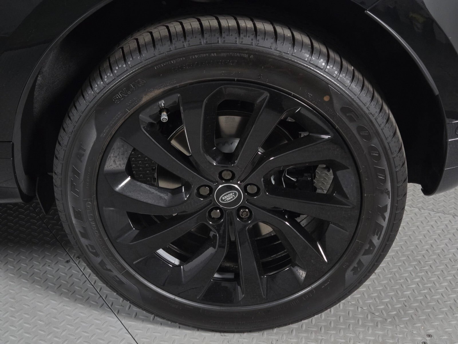 New 2026 Land Rover Range Rover Evoque Hoxton AWD/4WD image 10