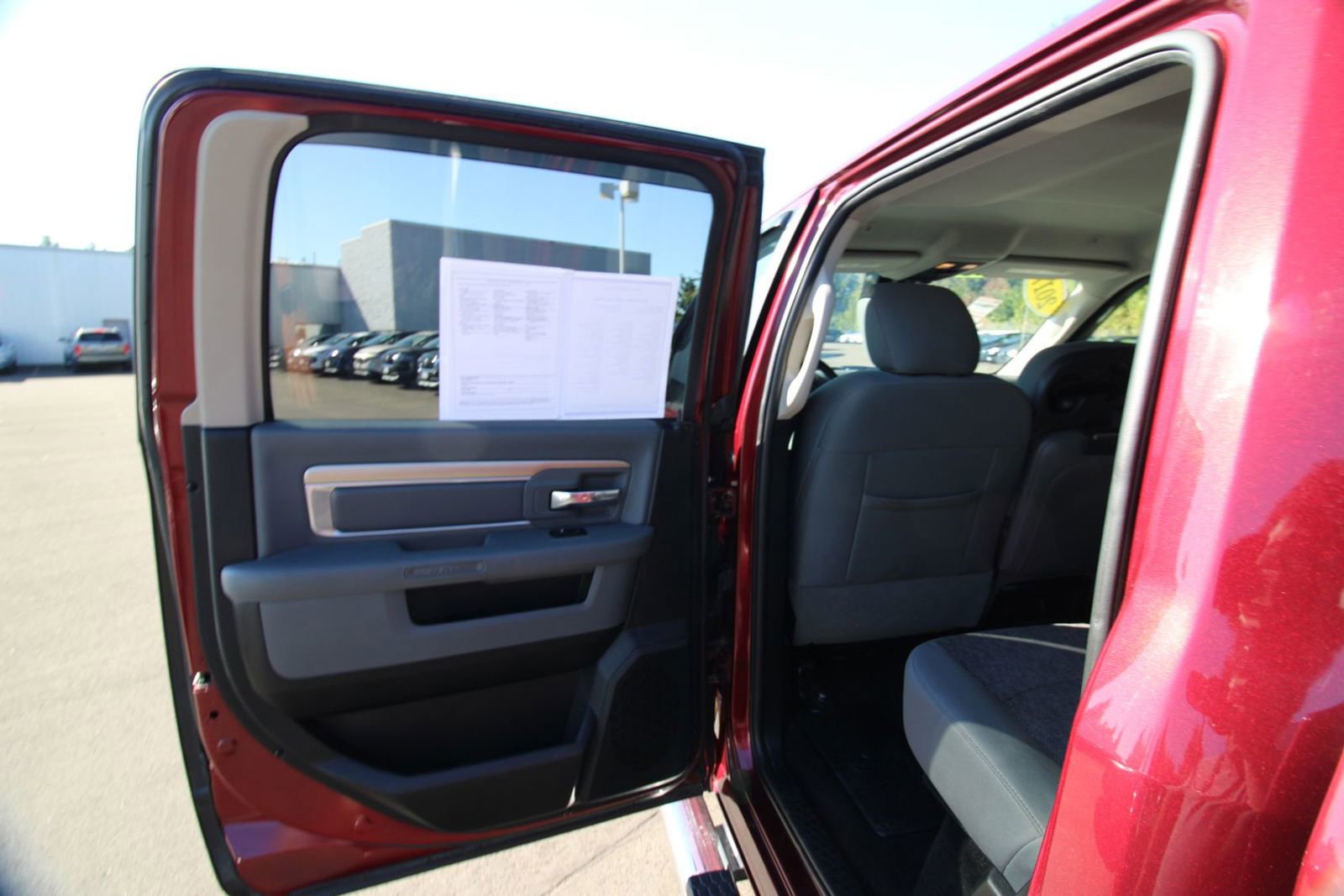 Used 2017 RAM 1500 Big Horn image 28