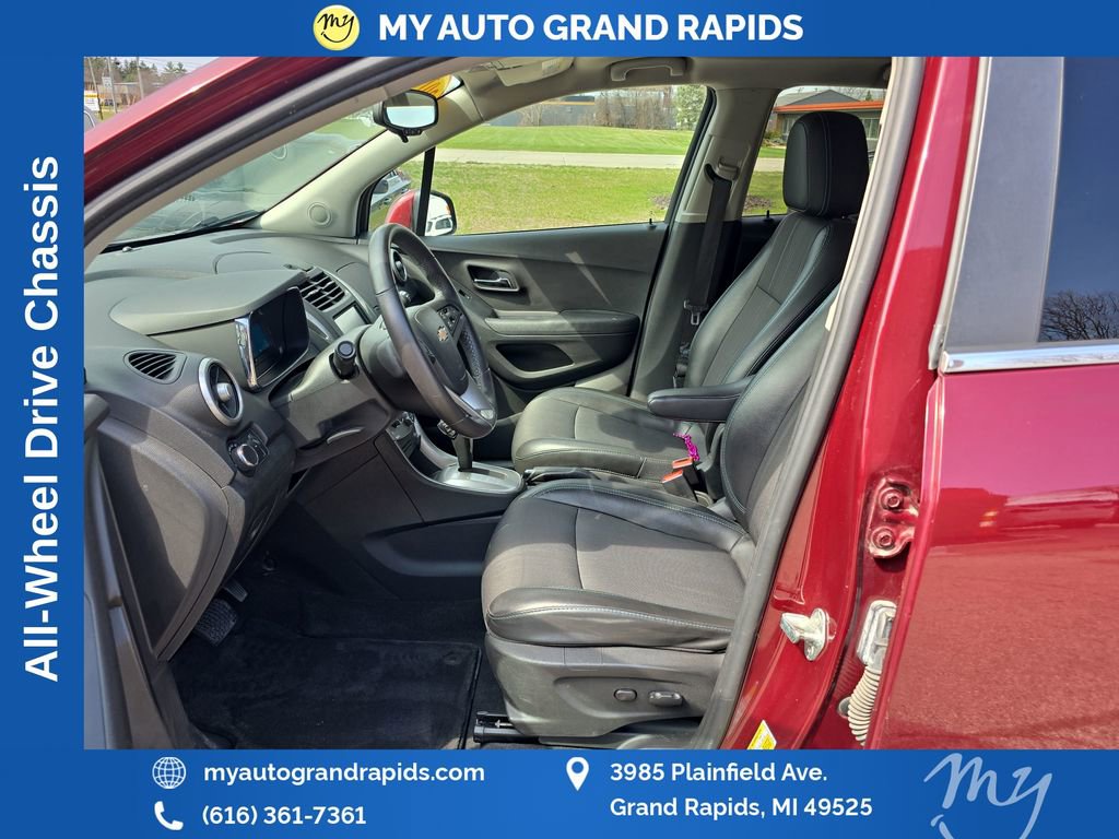 Used 2016 Chevrolet Trax LT w/ LT Convenience Package image 8