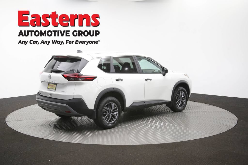 Used 2023 Nissan Rogue S AWD/4WD image 42