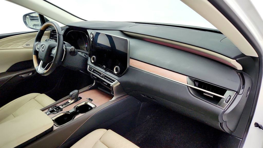 Used 2024 Lexus RX 450h AWD w/ Convenience Package image 22