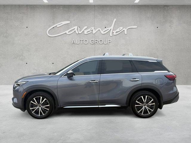 Used 2023 INFINITI QX60 Sensory w/ Cargo Package AWD/4WD image 13