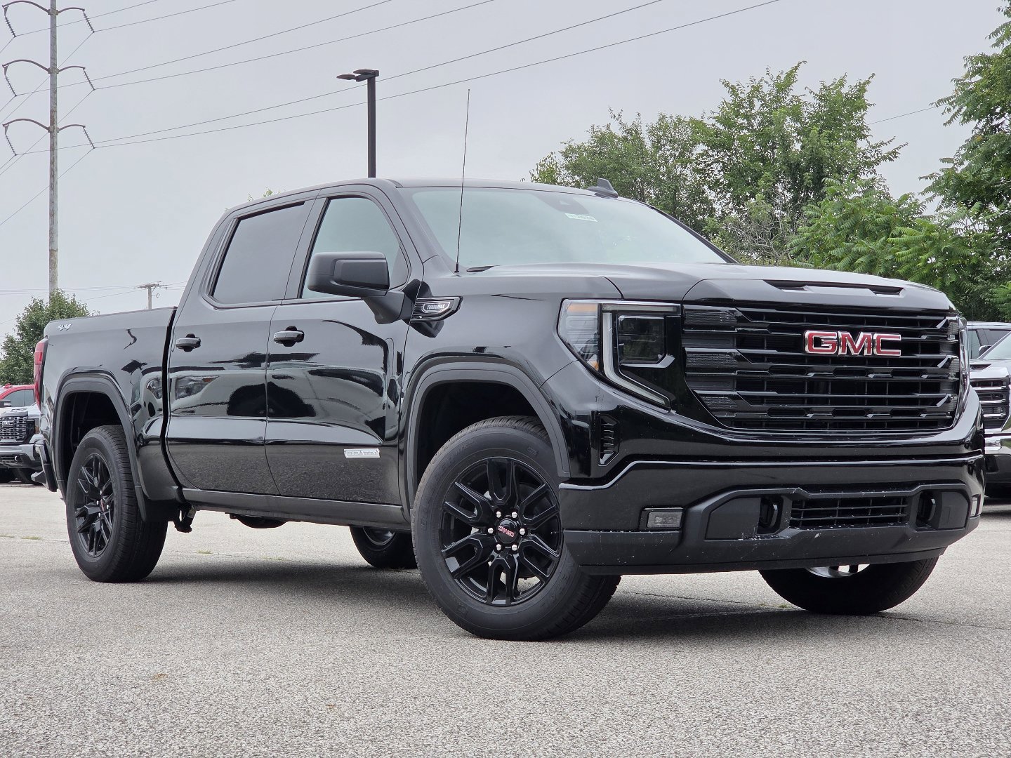 New 2026 GMC Sierra 1500 Elevation AWD/4WD image 2