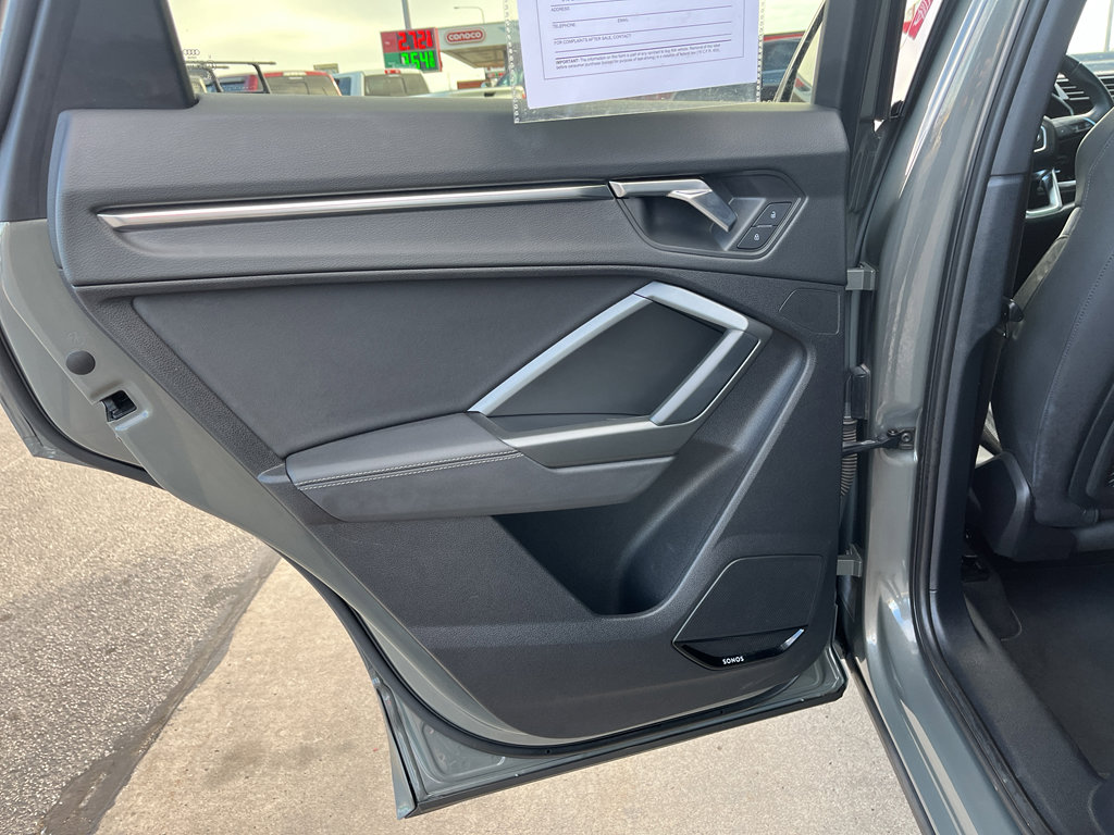 Used 2022 Audi Q3 2.0T Premium Plus image 14