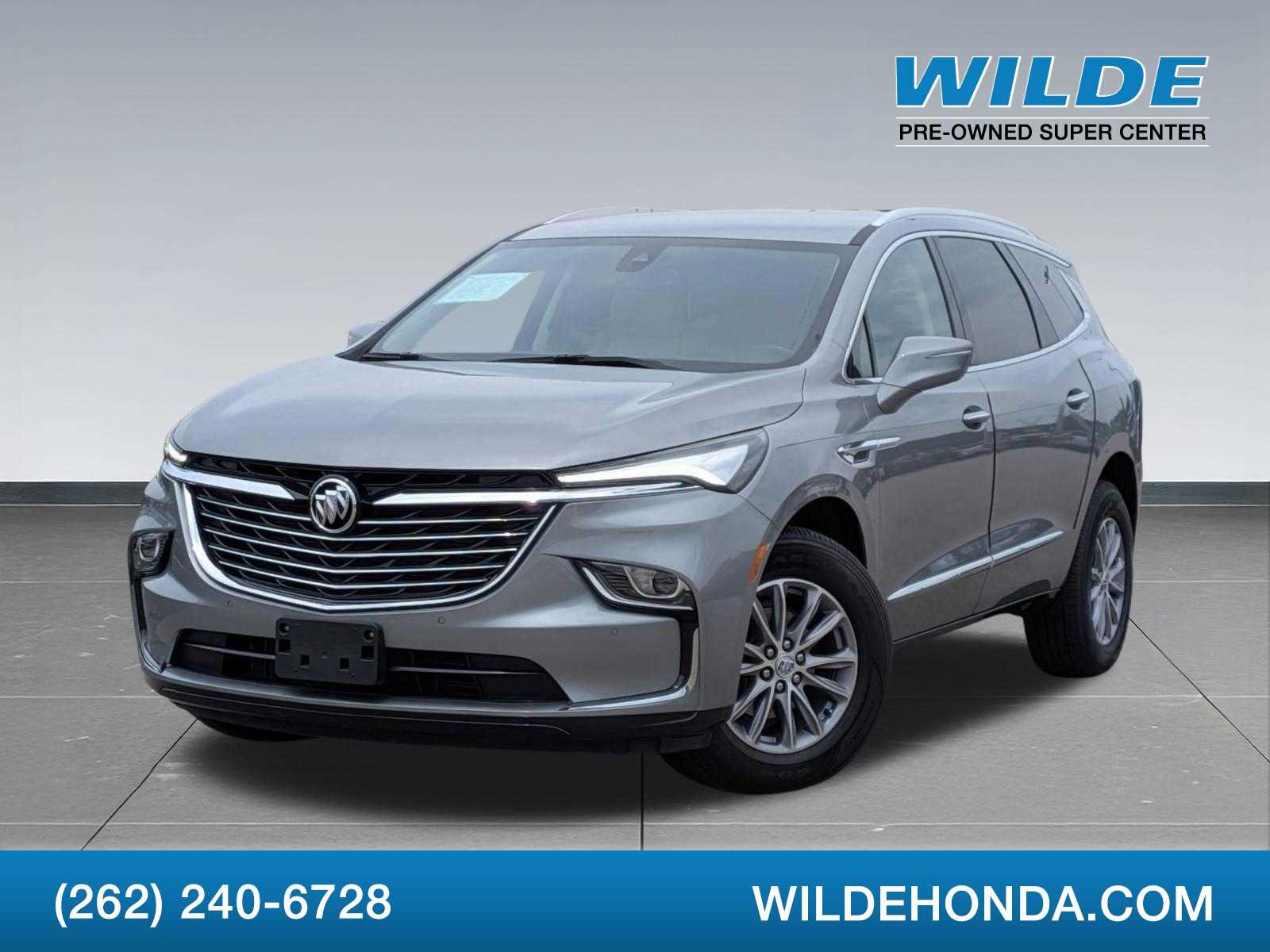 Used 2024 Buick Enclave Essence AWD/4WD image 1