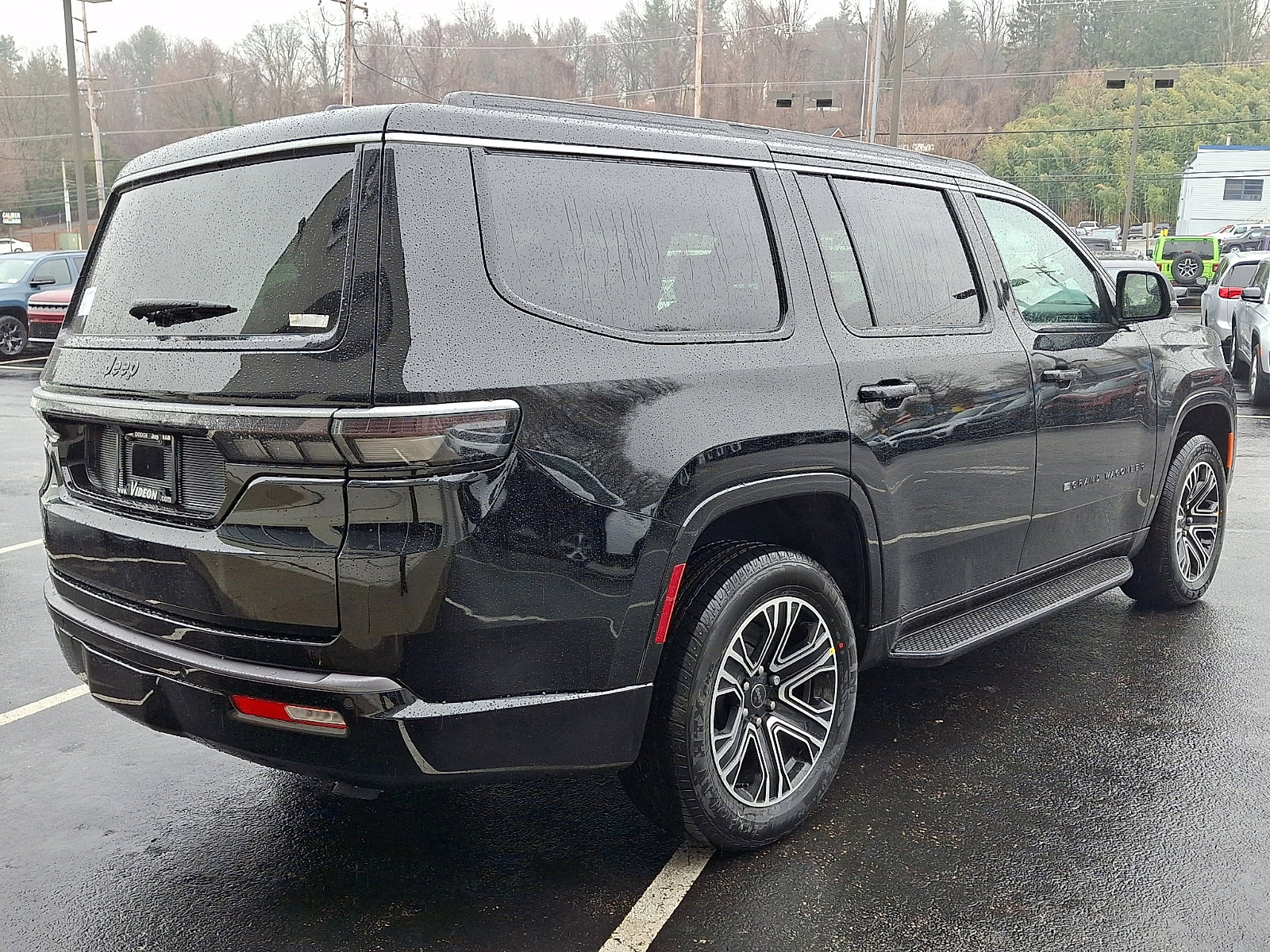 New 2026 Jeep Grand Wagoneer 4x4 image 3