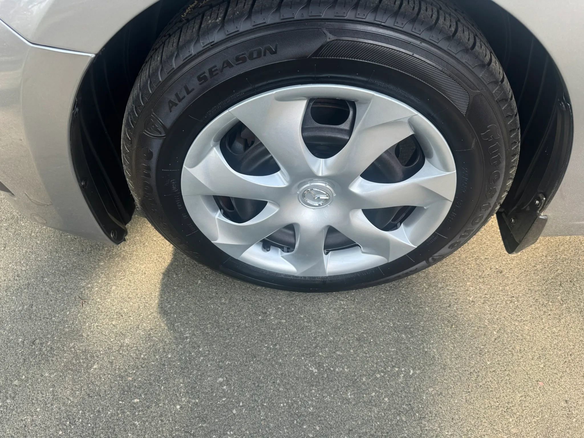 Used 2015 MAZDA MAZDA3 i Sport image 9