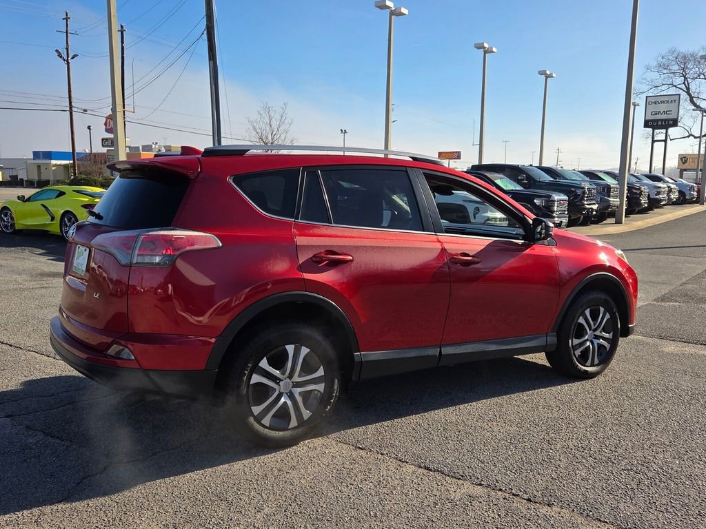 Used 2017 Toyota RAV4 LE image 12