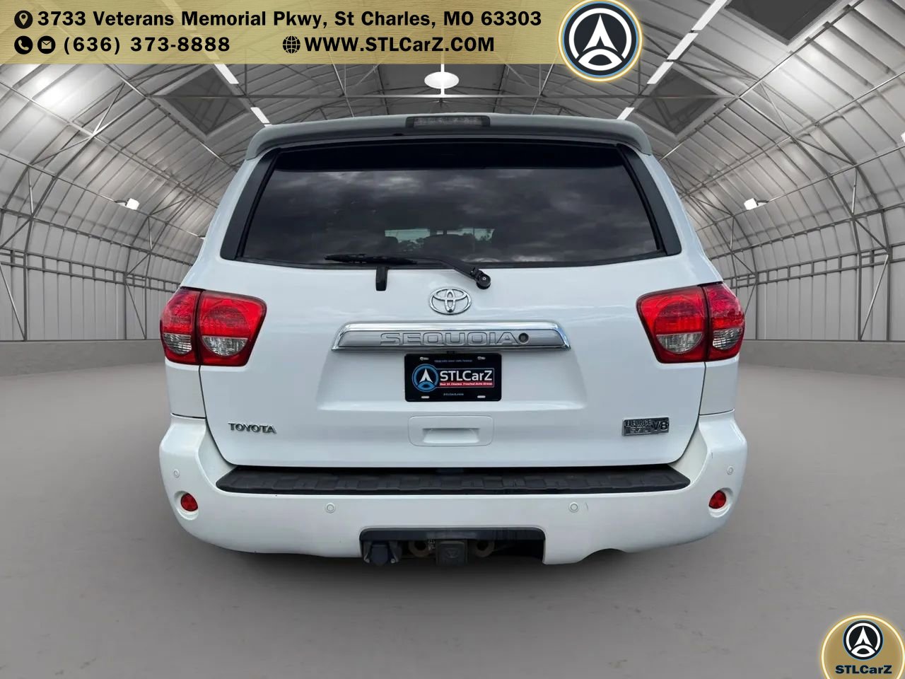 Used 2010 Toyota Sequoia Platinum RWD image 4