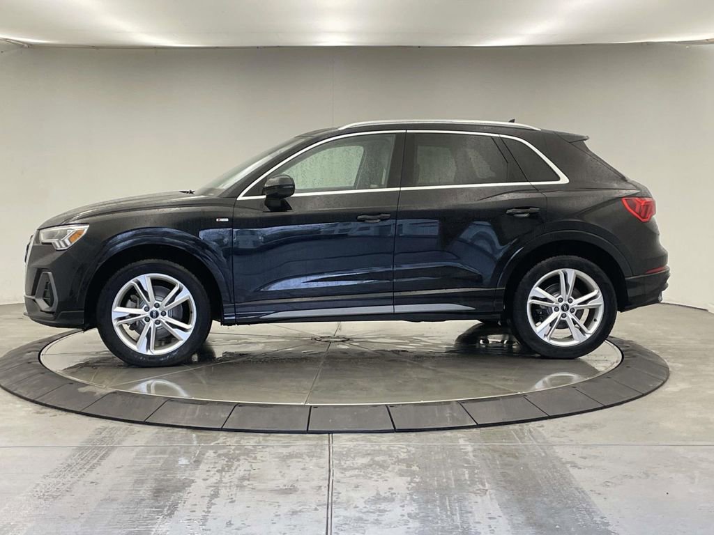 Certified 2023 Audi Q3 2.0T Premium Plus w/ Premium Plus Package image 2