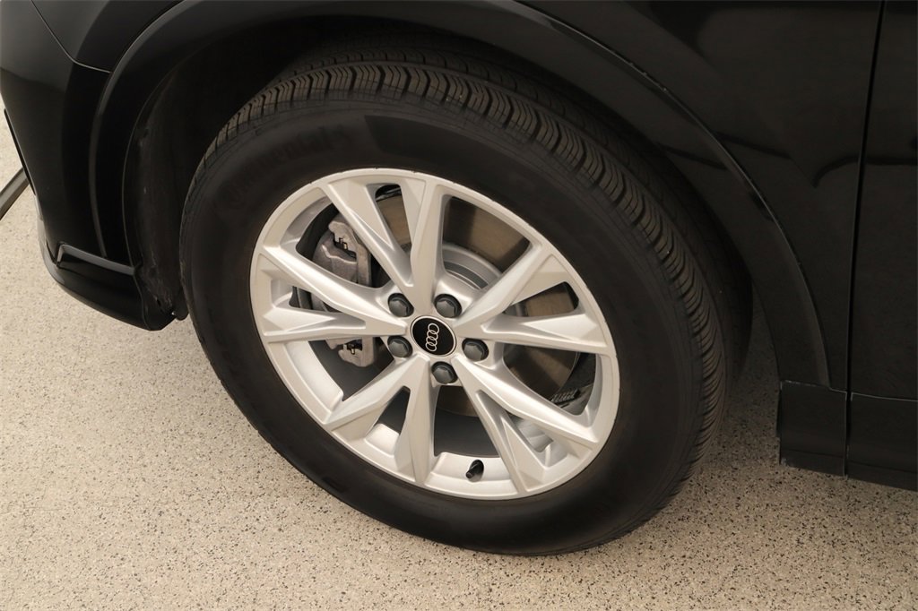 Certified 2025 Audi Q3 2.0T Premium Plus w/ Premium Plus Package image 33