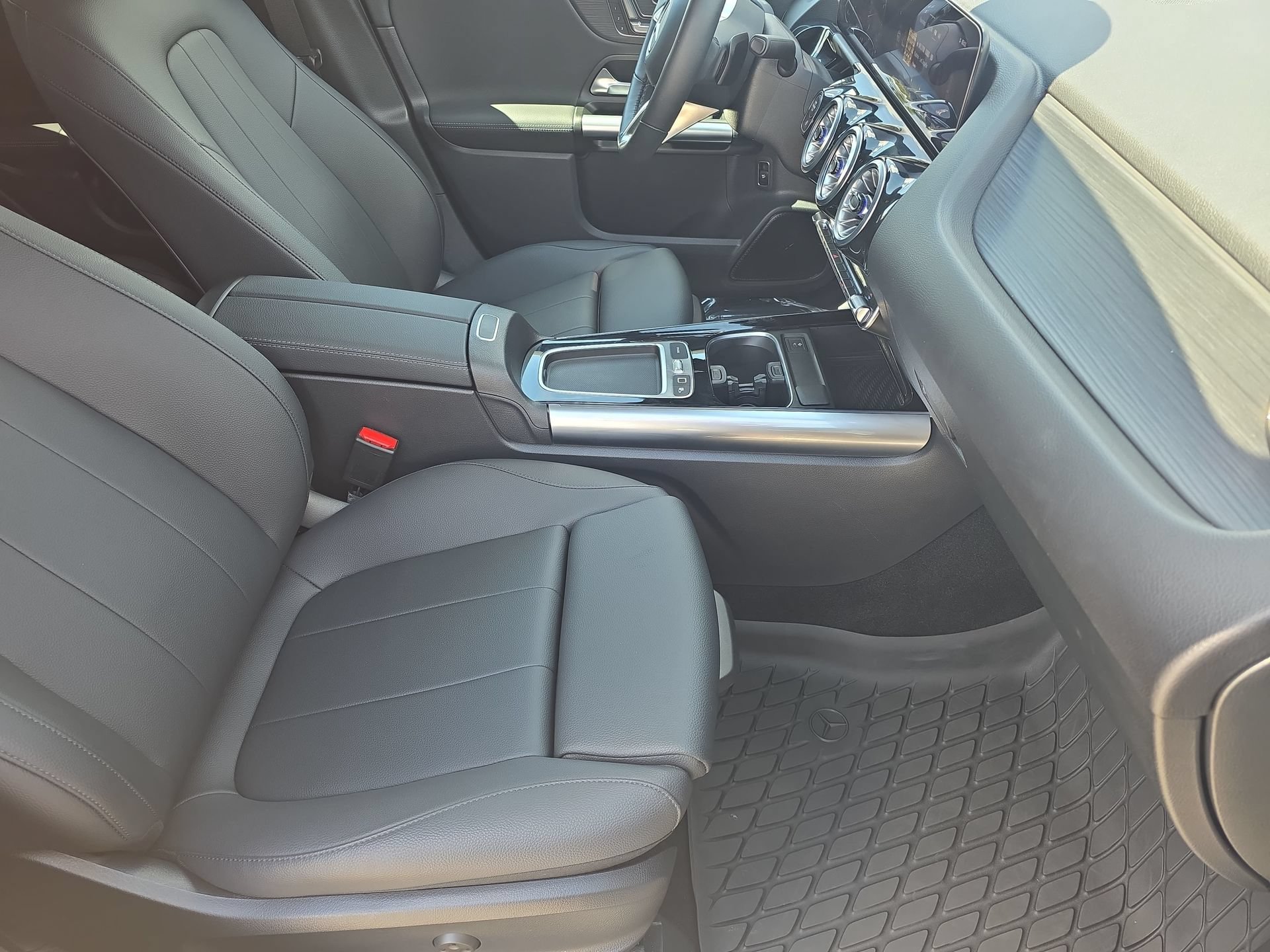 Certified 2026 Mercedes-Benz GLA 250 image 10