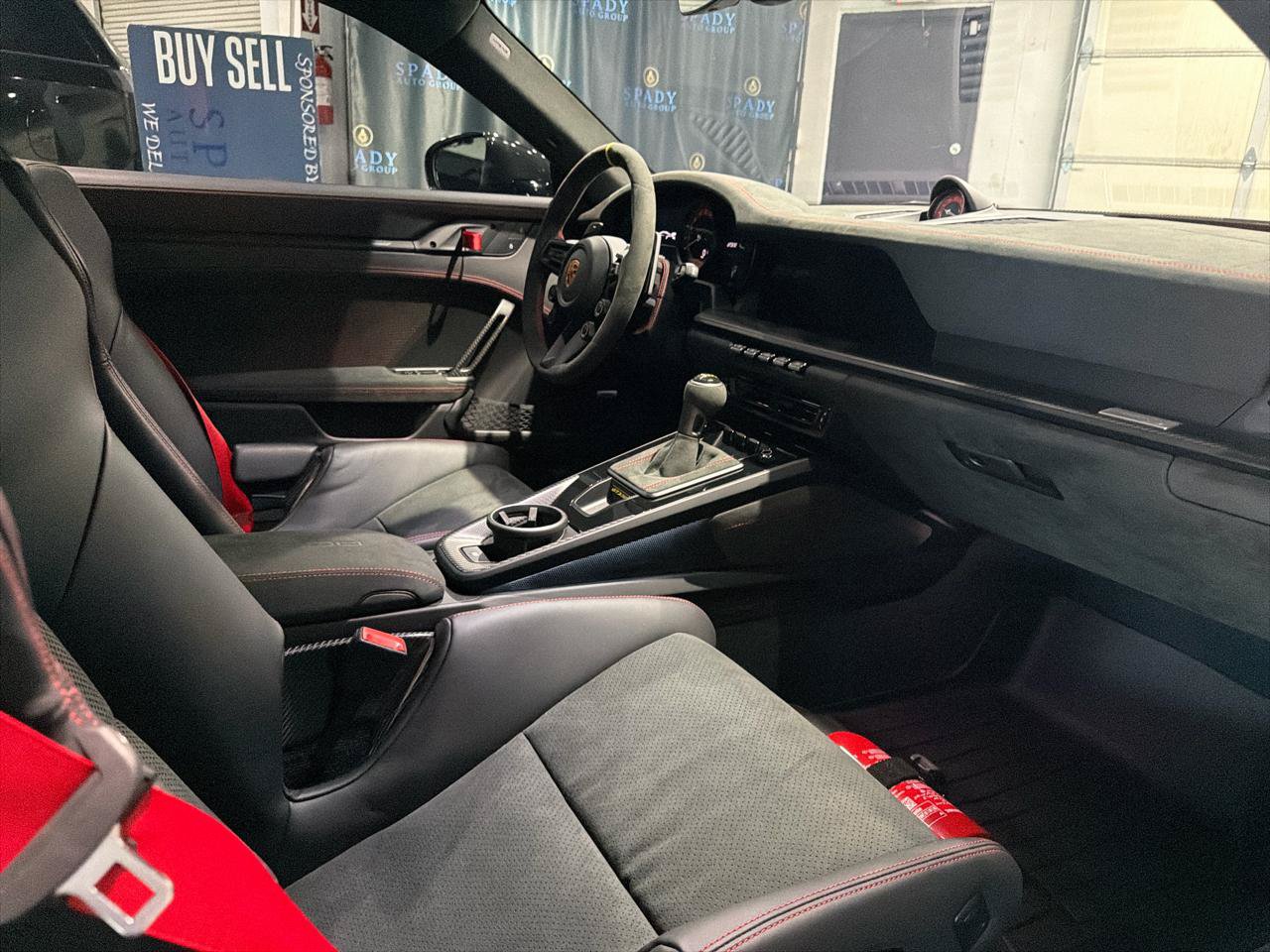 Used 2025 Porsche 911 GT3 RS RWD image 33