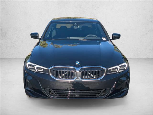 Used 2025 BMW 330i Sedan w/ Premium Package RWD image 5