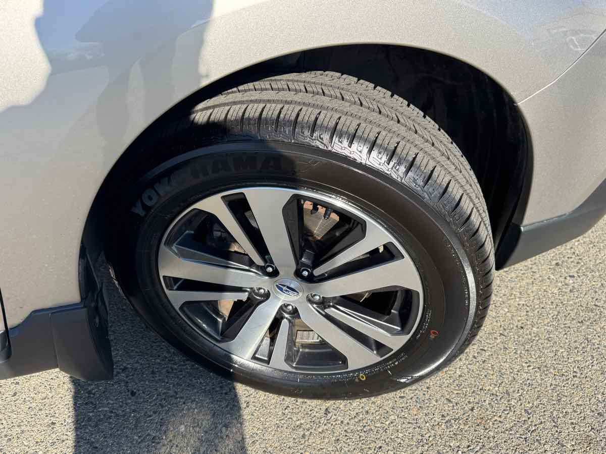 Used 2019 Subaru Outback 2.5i Limited image 40