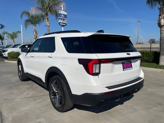 New 2026 Ford Explorer ST-Line w/ ST-Line Street Pack RWD image 3
