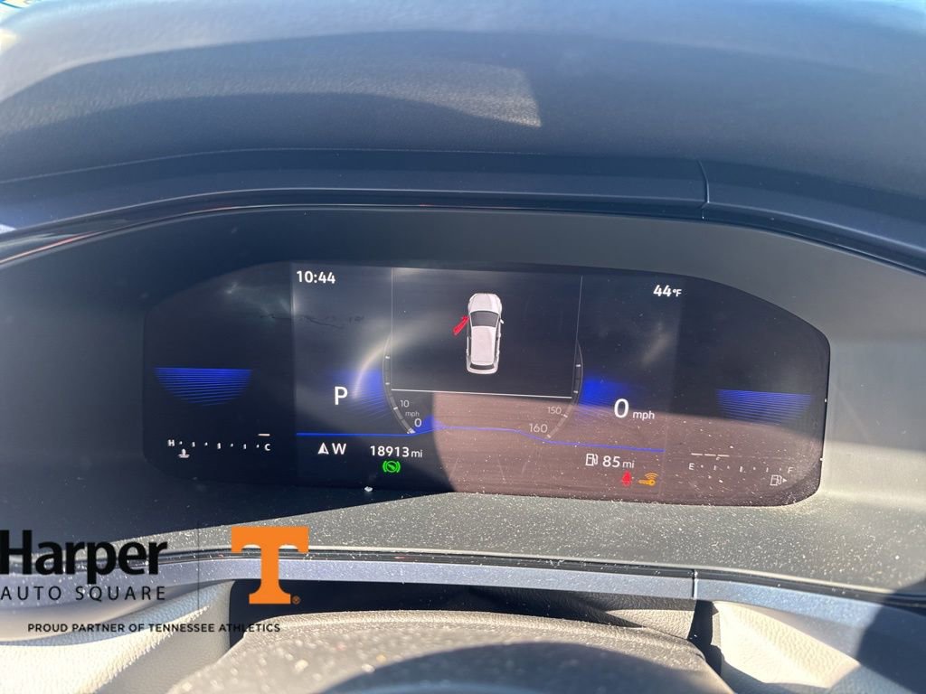 Used 2023 Volkswagen Taos SE w/ Black Wheel Package image 14