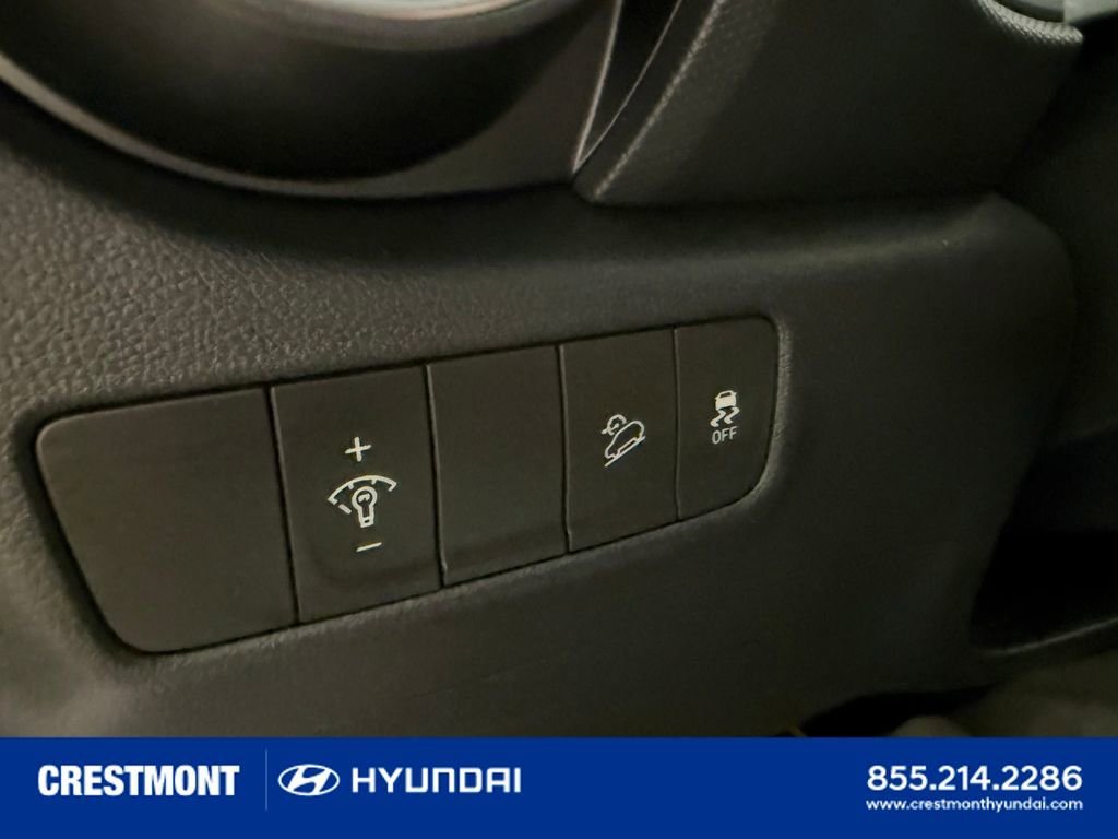 Used 2023 Hyundai Kona SEL w/ Convenience Package image 41