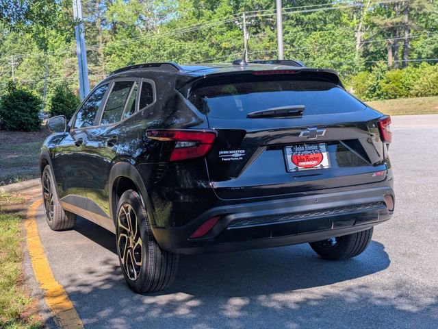 New 2026 Chevrolet Trax RS w/ Sunroof Package FWD image 4