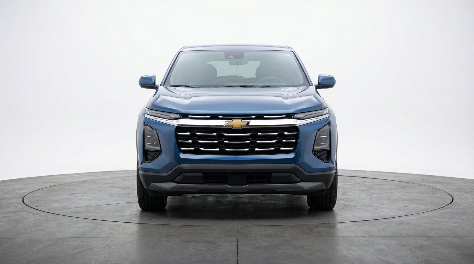Used 2025 Chevrolet Equinox LT FWD image 2